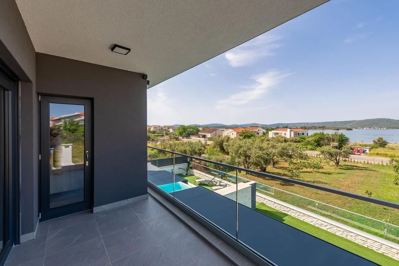 Villa Blue Sky Zadarvillas Turanj