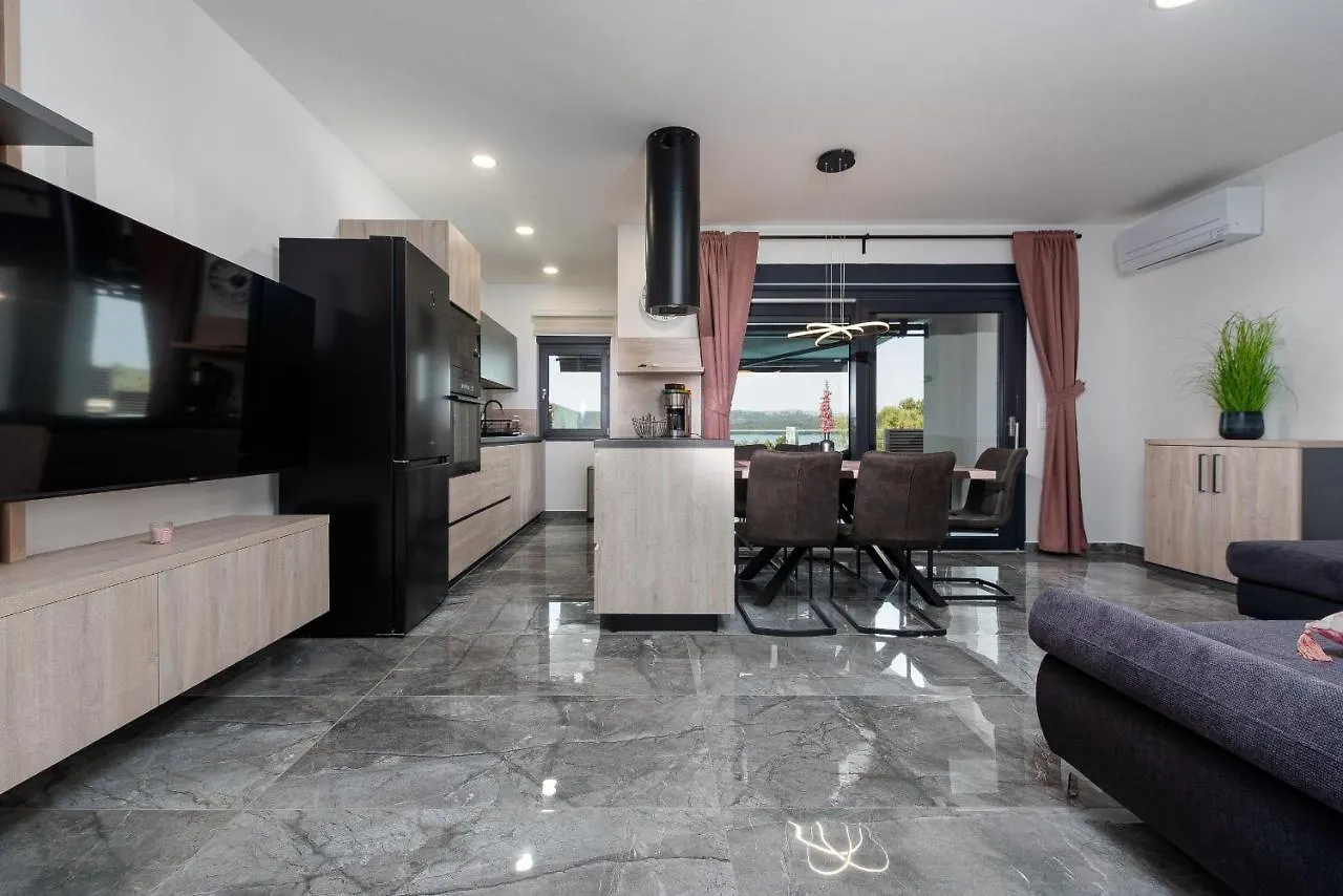 Villa Blue Sky Zadarvillas Turanj