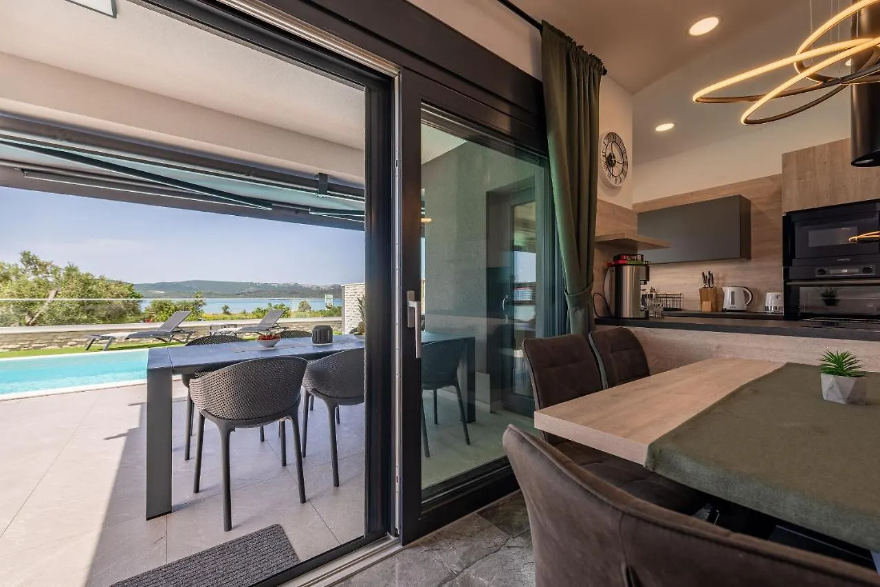 Villa Blue Sky Zadarvillas Turanj
